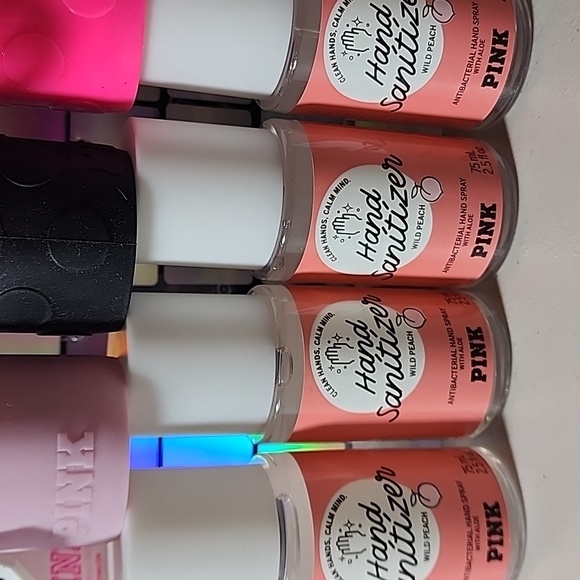 2 Victoria’s Secret PINK Wild Peach 2.5 FLoz Hand Sanitzer & 2 Cozies NEW - Picture 3 of 7